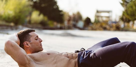 4 μύθοι για τους κοιλιακούς