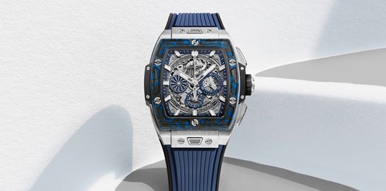 Με το Hublot Spirit of Big Bang Titanium Blue Carbon Mykonos Boutique όλα θυμίζουν το νησί των ανέμων