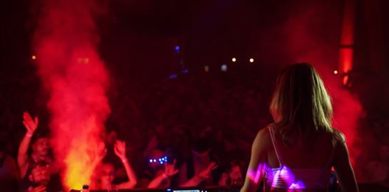 Suburbia, η μουσική κοινότητα που θα αλλάξει τη νυχτερινή διασκέδαση