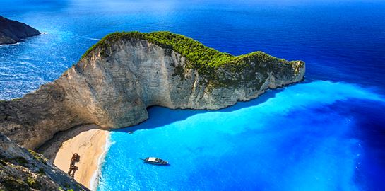 Ο οδηγός του Travel+Leisure για τους ταξιδιώτες σε ελληνικά νησιά