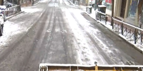 Η Μήδεια έφερε εκχιονιστικά μέχρι και στο Κολωνάκι