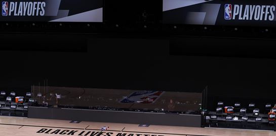 Ο Donald Trump τα βάζει και με το NBA