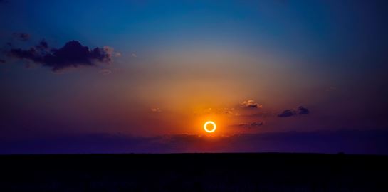 Δακτυλιοειδής έκλειψη ηλίου, το σπάνιο φαινόμενο που θα δούμε και στην Ελλάδα