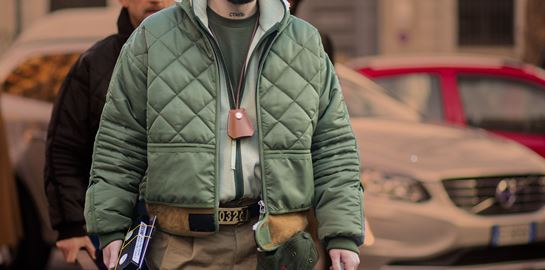 Το φουσκωτό μπουφάν κινείται μεταξύ sportswear και streetwear look