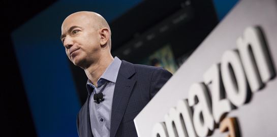 Ο κορονοϊός θερίζει την Amazon του Jeff Bezos
