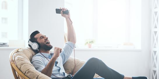 Η επιστήμη απεφάνθη: Ένα (συγκεκριμένο) τραγούδι μας φτιάχνει τη διάθεση