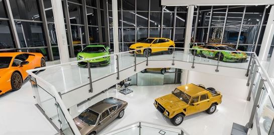 Μερικές υπέροχες εικόνες από το νέο μουσείο της Lamborghini