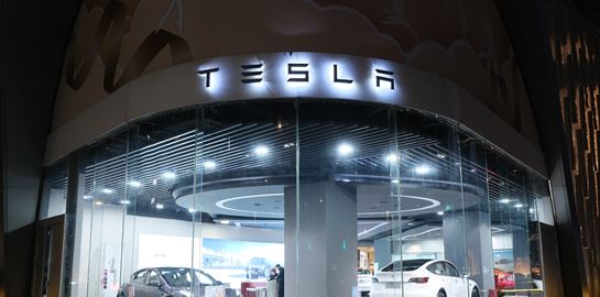 Υπαρχει μία εταιρεία που απειλεί την Tesla στις ευρωπαϊκές πωλήσεις