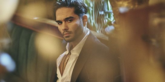 Ο Χρήστος Μάστορας ζει στον κόσμο του