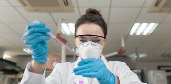 4 στους 10 ασθενείς με κορονοϊό είναι ασυμπτωματικοί