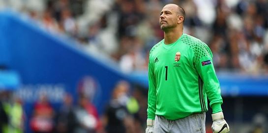 Gábor Király, ο θρυλικός τερματοφύλακας που φορούσε &#39;πιτζάμες&#39;