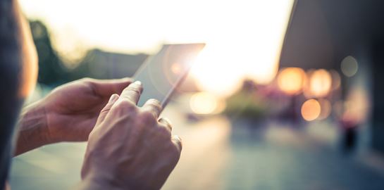 Προσθέτοντας κάποιον στο WhatsApp, με μία μόνο φωτογραφία