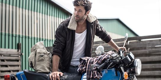 Οι τάσεις μόδας στο δερμάτινο τζάκετ για φέτος