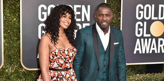 Ένα χειροκρότημα για το χρωματιστό black tie look του Idris Elba