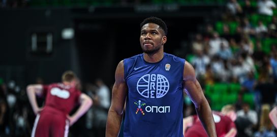 Όλα τα μαγικά του Γιάννη Αντετοκούνμπο στην επανεμφάνισή του απέναντι στη Λετονία