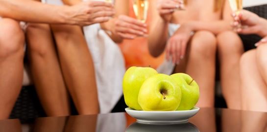 Θα πήγαινες ποτέ γυμνός σε ένα χορτοφαγικό δείπνο;