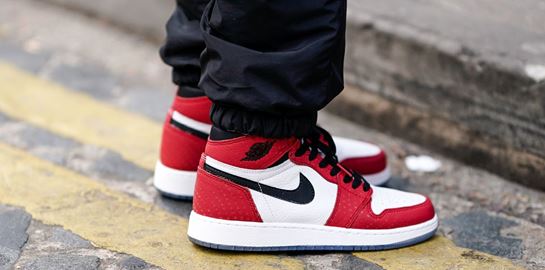 10 περιζήτητα φετινά sneakers και trainers