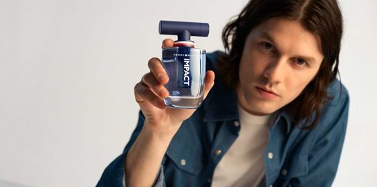 Πώς θα αποκτήσεις τα καλύτερα Tommy Hilfiger αρώματα στη μισή τιμή