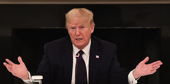 Ο Donald Trump δεν σταματά να εξαπολύει απειλές κατά πάντων