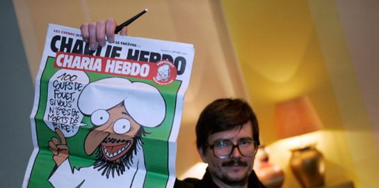 Η Αλ Κάιντα απειλεί ξανά το Charlie Hebdo