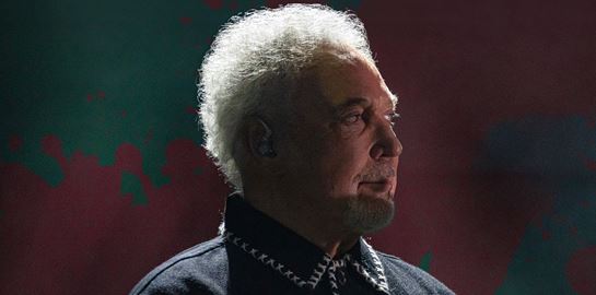 O Sir Tom Jones έρχεται για πρώτη φορά στην Αθήνα