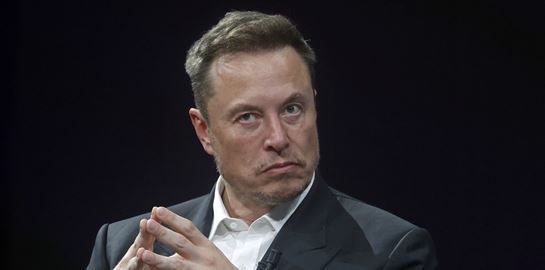 'Ο ιός της woke κουλτούρας σκότωσε τον γιο μου που έγινε τρανς', λέει ο Elon Musk