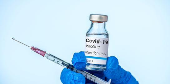 Οι απαντήσεις σε βασικά ερωτήματα για τις δόσεις του εμβολίου