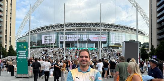 Ένας Έλληνας είδε τους Oasis στο Wembley και μας περιγράφει την εμπειρία του - Άξιζε τελικά η αναμονή 16 χρόνων;
