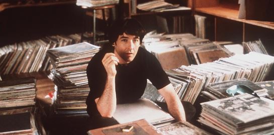 O John Cusack δεν είναι μόνο ο cool τύπος του High Fidelity