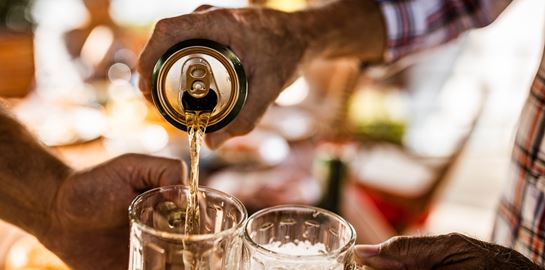 Όταν η πρώτη μπύρα μπήκε σε κουτάκι