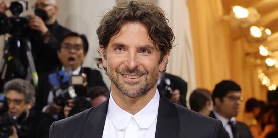 Ο Bradley Cooper είναι ένας &#39;άλλος&#39; στην ταινία Maestro