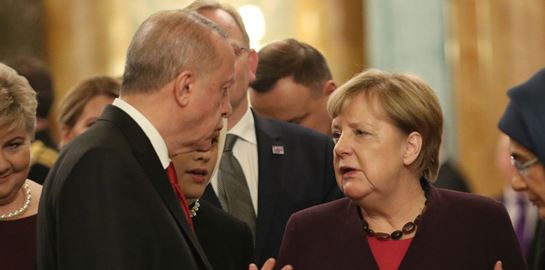 Μπορεί η Merkel να κατευνάσει την ένταση μεταξύ Ελλάδας και Τουρκίας;
