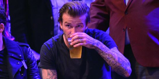 Το fitness μυστικό του David Beckham για τους λάτρεις του ποτού