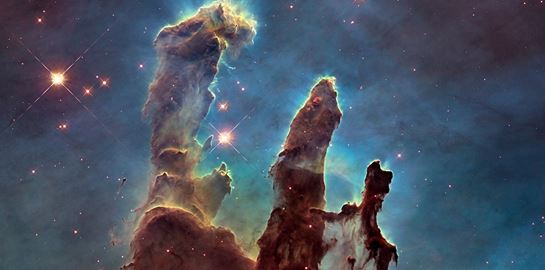 Οι Πυλώνες της Δημιουργίας μέσα από ένα τηλεσκόπιο