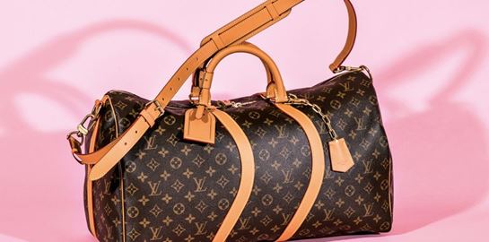 Ο Virgil Abloh ανανεώνει το εμβληματικό σακίδιο του Louis Vuitton