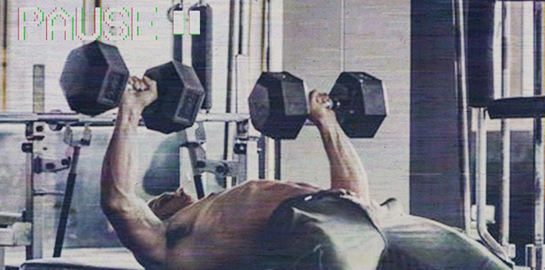 Χτίζοντας πελώριο στήθος με δύο μόνο αλτήρες