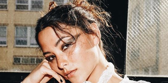 Από πού μας ήρθες Fivel Stewart;