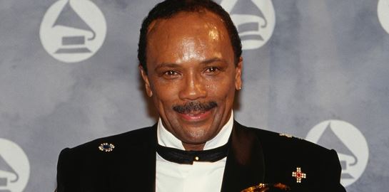 Έφυγε από τη ζωή ο Quincy Jones, ένας θρύλος της μουσικής