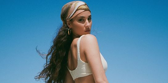 Στη Μύκονο με την Evangelia όλα δείχνουν καλύτερα