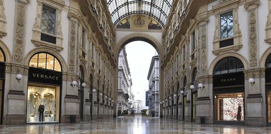 Οίκοι μόδας ρίχνονται στη μάχη κατά του κορονοϊού