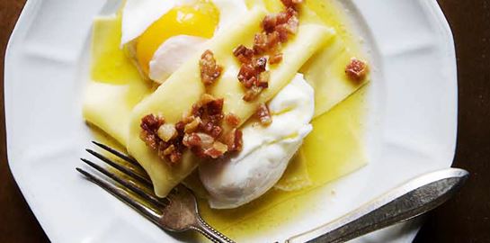 Αποδομημένη καρμπονάρα, γιατί όχι;