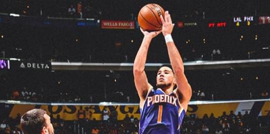 O Devin Booker έσπασε (και) την κατάρα των Kardashians