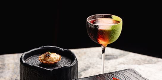 Η κοσμοπολίτικη νοστιμιά του Humain by Jul’s