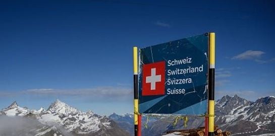 Άλλαξαν ξαφνικά τα σύνορα μεταξύ Ιταλίας και Ελβετίας