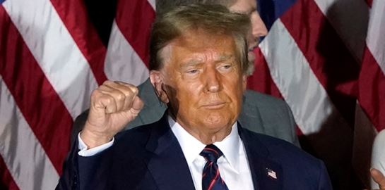 Δε μπορεί, σίγουρα υπάρχουν κάποιοι τρομοκρατημένοι Ρεπουμπλικανοί από την κυριαρχία του Trump