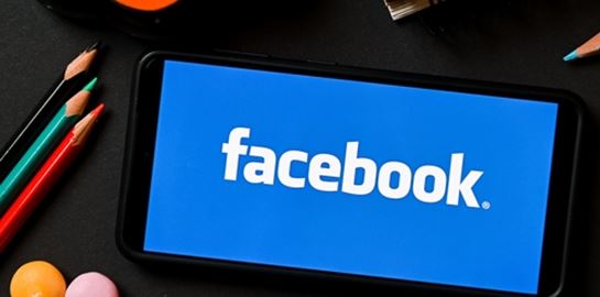 20 χρόνια Facebook, τότε και τώρα