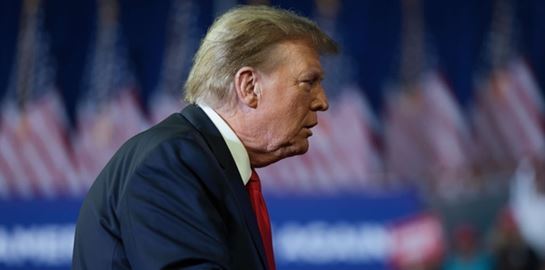 Γιατί ο Donald Trump &#39;έκανε γαργάρα&#39; τον θάνατο του Alexei Navalny;