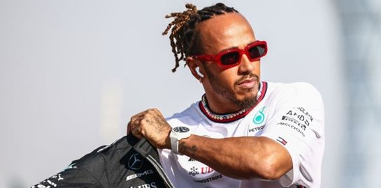 O Lewis Hamilton πάει Ferrari από το 2025