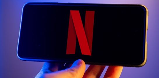Μία ταινία σαρώνει στο Netflix, ως δίκαιο που έγινε πράξη