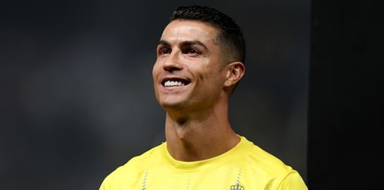 Με 255 εκατ. ευρώ ο Cristiano Ronaldo είναι ο πιο ακριβοπληρωμένος αθλητής στον κόσμο
